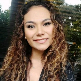 Daniela, Niñera o canguro en Torelló