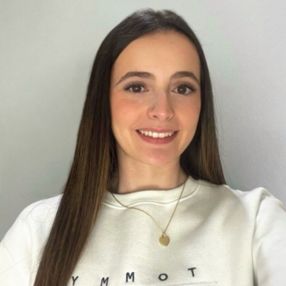 Silvia, Niñera o canguro en Viladecans