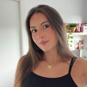 Lara, Babysitter in Cantabria