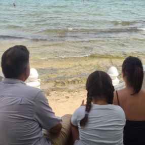 Laura, Family in Móstoles