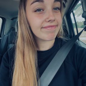 Aitana, Babysitter in La Granada