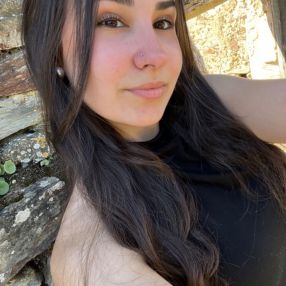 Sara, Babysitter in El Álamo