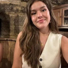 Daniela, Niñera o canguro en Haro