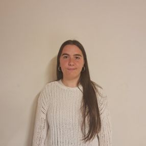 Bruna, Niñera o canguro en Puigcerdà