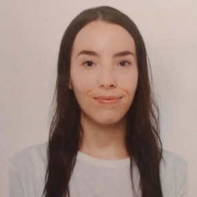 ANA VICTORIA, Babysitter in Aspe