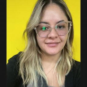 Denise, Niñera o canguro en Masanasa