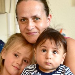 Romy, Familia en Barcelona