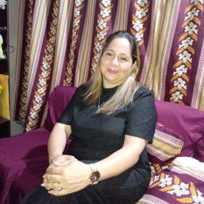 Angelica, Familia en Bescanó