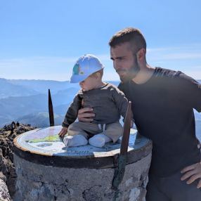 JUANJO, Family in Durango