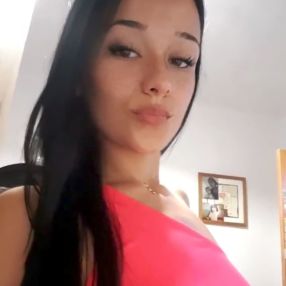 Yanely, Niñera o canguro en Gáldar