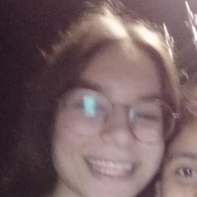 Edurne, Babysitter in Ermua