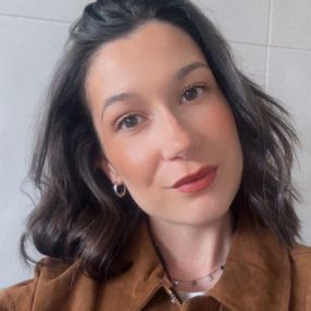 Sara, Niñera o canguro en Tuy
