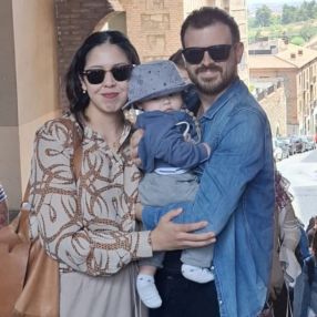 Antoine y Sofia, Family in Alovera