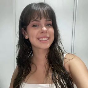 Kira, Niñera o canguro en Benifayó