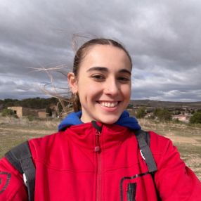Aroa, Niñera o canguro en Andosilla