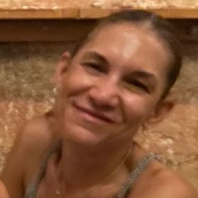 Vanesa Carolina, Babysitter in Canyelles