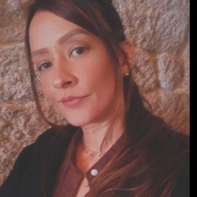 Lucelia, Babysitter in Ginzo de Limia