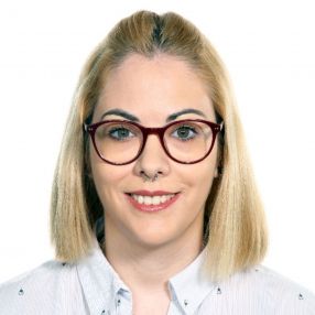 Almudena, Niñera o canguro en Consuegra