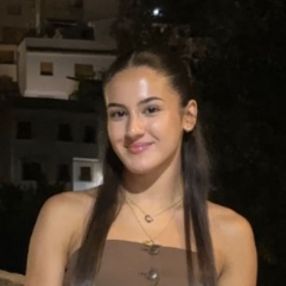 Natalia, Niñera o canguro en Blanca