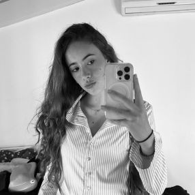 Neus, Babysitter in Pollensa