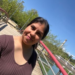 Gina jasmin, Babysitter in Tres Cantos