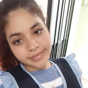 Lucero Brithany, Niñera o canguro en Mollerussa
