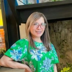 Magaly, Niñera o canguro en Olías del Rey
