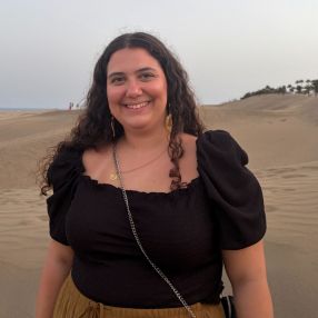 Elena, Babysitter in Alcalá del Río