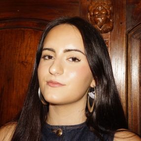 Martina, Niñera o canguro en Usurbil