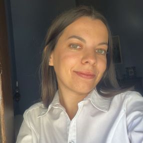 Lucía, Niñera o canguro en Jimena de la Frontera
