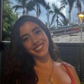 Yasmin, Niñera o canguro en san miguel de abona