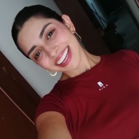 Leidy, Niñera o canguro en Monzón