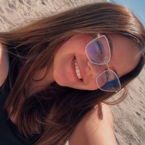 Sara, Niñera o canguro en Sant Vicent del Raspeig