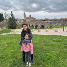 Georgina, Familia en Salamanca