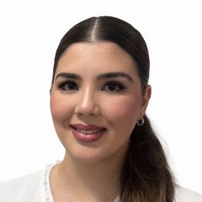 Dunia, Babysitter in La Oliva