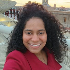 Carla, Niñera o canguro en Sevilla