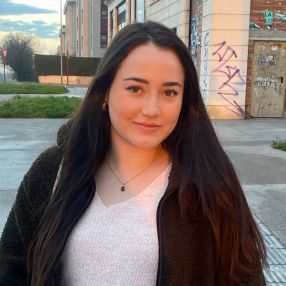 Jasmine, Niñera o canguro en Bilbao