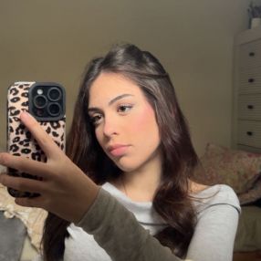 Emma, Niñera o canguro en Binissalem