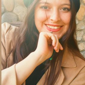 Soukaina, Niñera o canguro en Tortosa