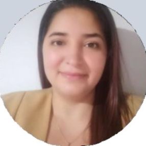 Karolina, Niñera o canguro en La Oliva