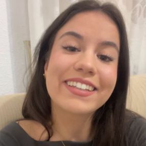 Natalia, Niñera o canguro en Alcañiz
