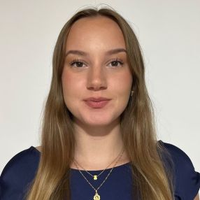 Lucía, Babysitter in Almácera