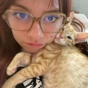 Isabella, Niñera o canguro en Meco