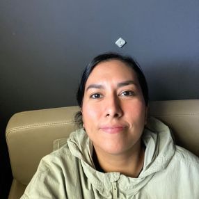 Graciela Maria, Niñera o canguro en Collado Villalba