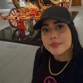 Yuli, Niñera o canguro en San Vicente del Raspeig