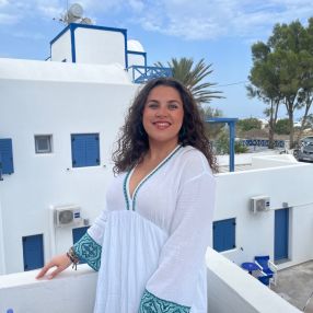 Paula, Babysitter in Oliva