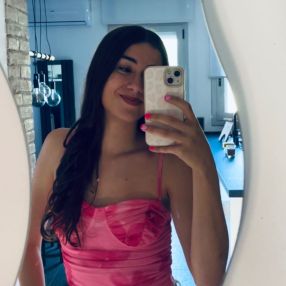 Itzel, Niñera o canguro en Aviá