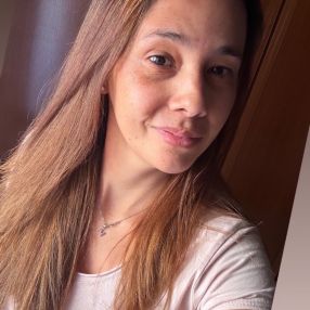 Mercedes, Niñera o canguro en Sentmenat