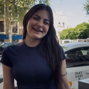 Lucia, Niñera o canguro en La Pobla de Claramunt