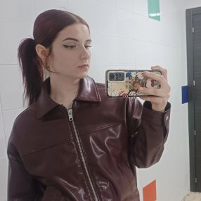 Emma, Niñera o canguro en Vila-real